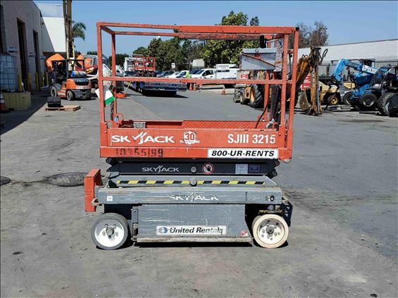 2015 Skyjack SJIII3215 Scissor Lift
