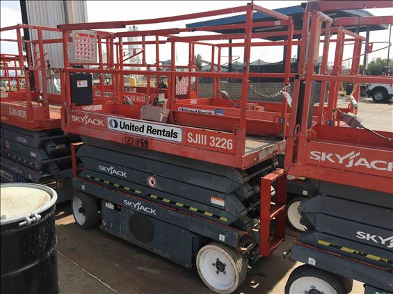 2015 Skyjack SJIII3226 Scissor Lift