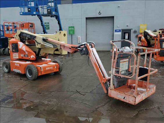 2012 JLG E400AJPN Boom Lift