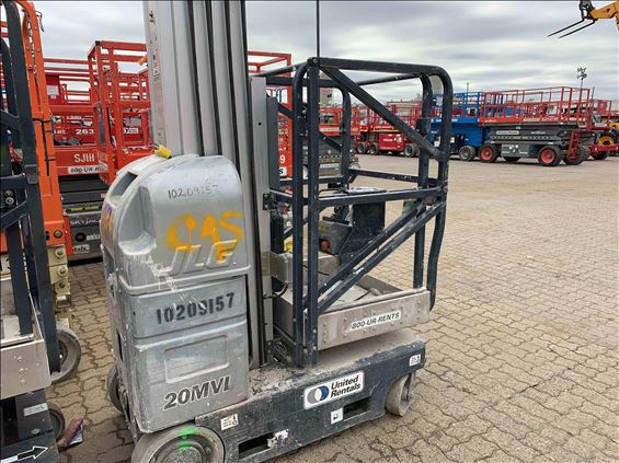 2013 JLG 20MVL Vertical Lift