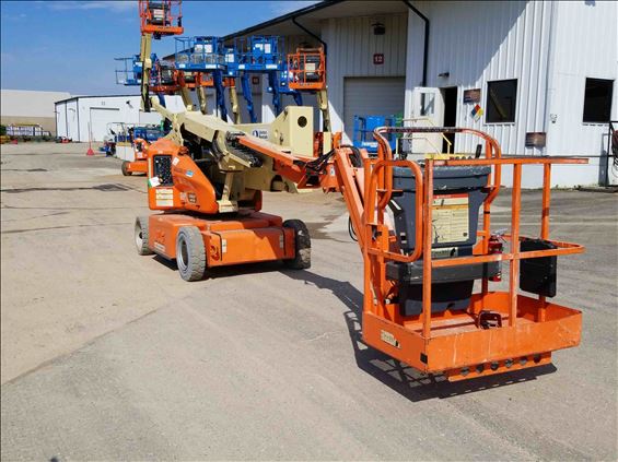 2012 JLG E400AJPN Boom Lift