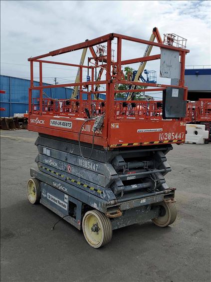 2015 Skyjack SJIII4632 Scissor Lift
