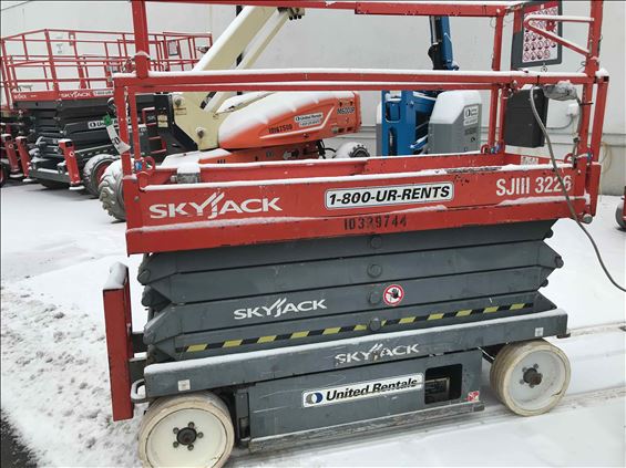 2015 Skyjack SJIII3226 Scissor Lift