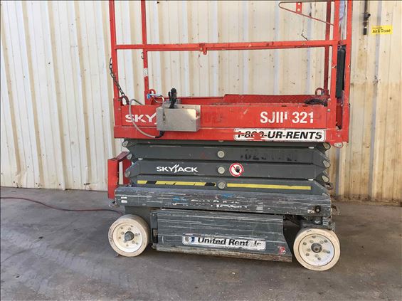 2014 Skyjack SJIII3219 Scissor Lift