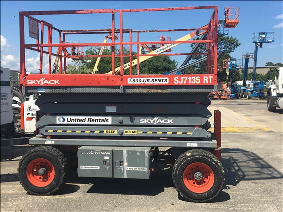 2007 Skyjack SJ7135RT Scissor Lift