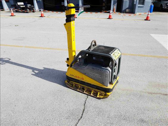 2016 Wacker Neuson DPU 5545HE Plate Compactor