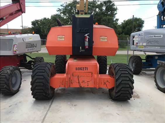 2012 JLG 800A Boom Lift