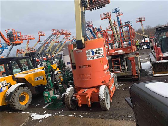 2014 JLG E300AJP Boom Lift