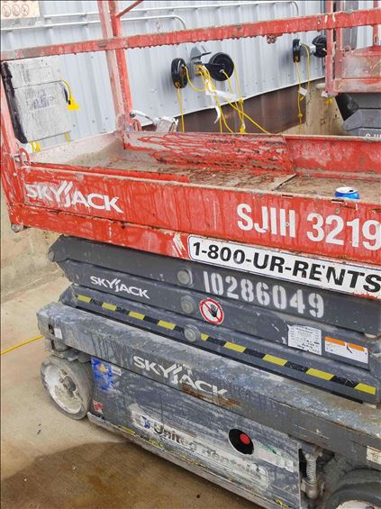 2014 Skyjack SJIII3219 Scissor Lift
