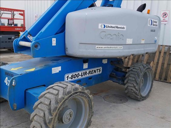 2012 Genie S-60X Boom Lift