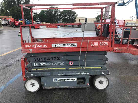 2012 Skyjack SJIII3226 Scissor Lift