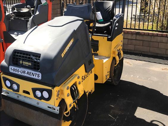 2017 BOMAG BW 90 AD-5 Ride-On Roller