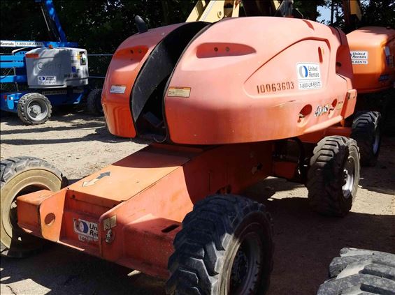 2012 JLG 400S Boom Lift