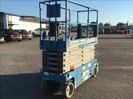 2014 Genie GS-3232 Scissor Lift