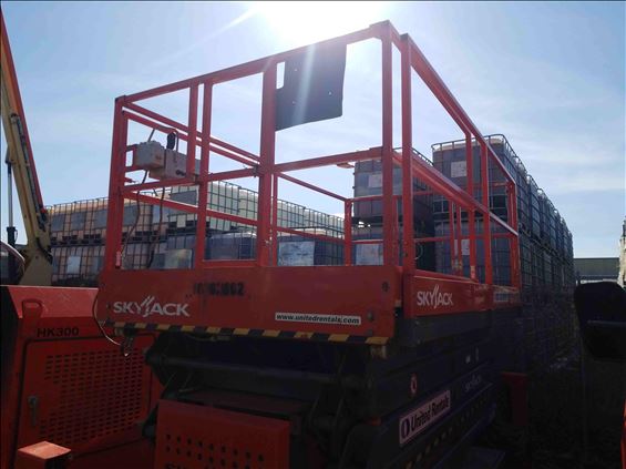 2015 Skyjack SJ7135RT Scissor Lift
