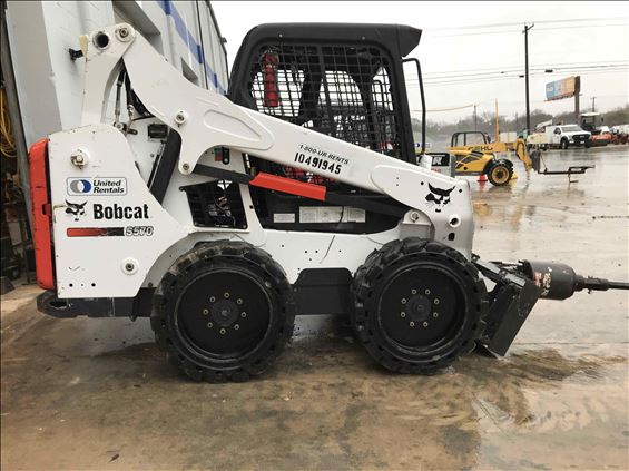 2016 Bobcat S570