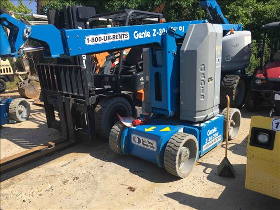 2011 Genie Z-30/20N RJ Boom Lift