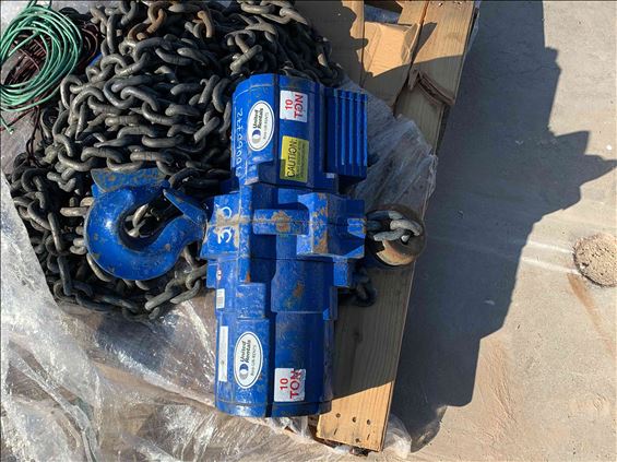 2012 JD NEUHAUS PROFI 10T Hoist