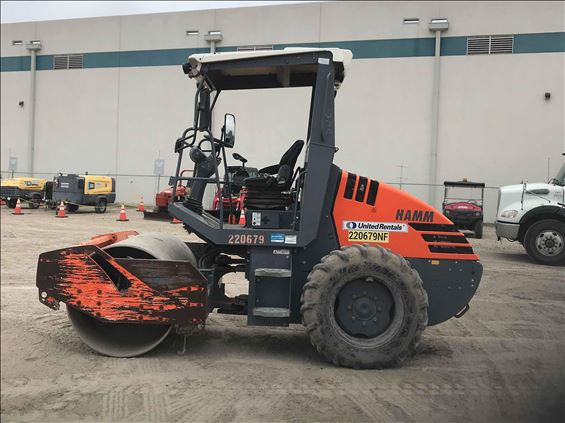 2016 Hamm H5I Ride-On Roller