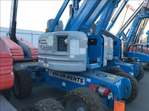 2012 Genie Z-60/34 Boom Lift
