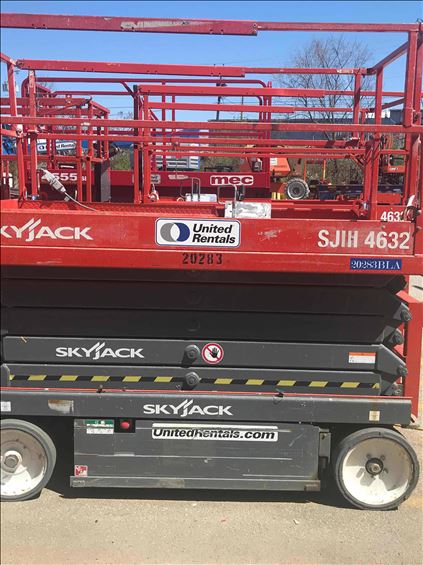 2015 Skyjack SJIII4632 Scissor Lift
