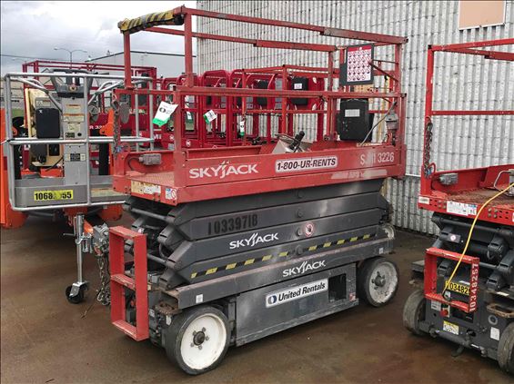 2015 Skyjack SJIII3226 Scissor Lift