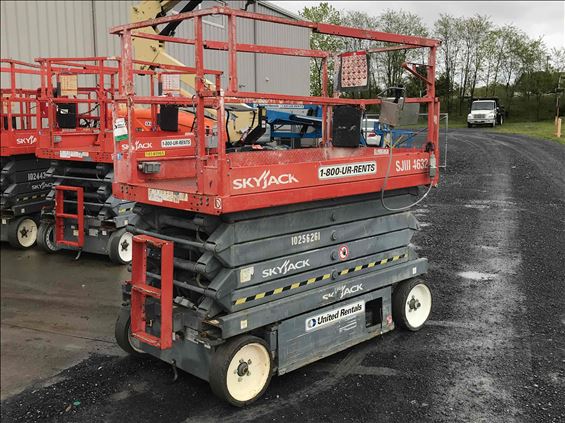 2014 Skyjack SJIII4632 Scissor Lift