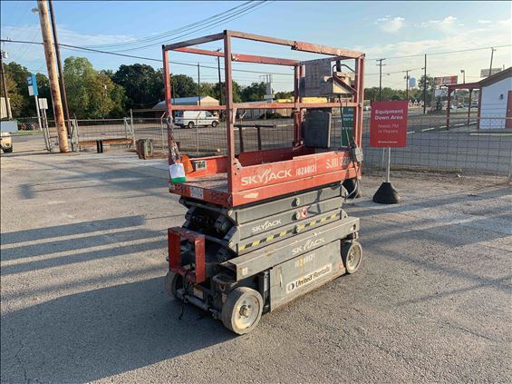 2014 Skyjack SJIII3219 Scissor Lift