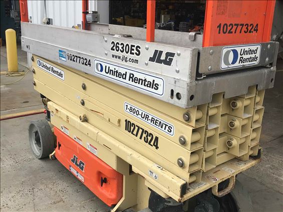 2014 JLG 2630ES Scissor Lift