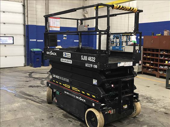 2012 Skyjack SJIII4632 Scissor Lift