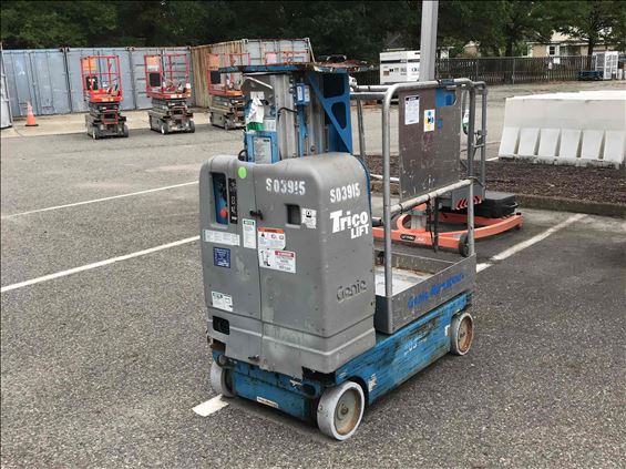2006 Genie GR-15 Scissor Lift