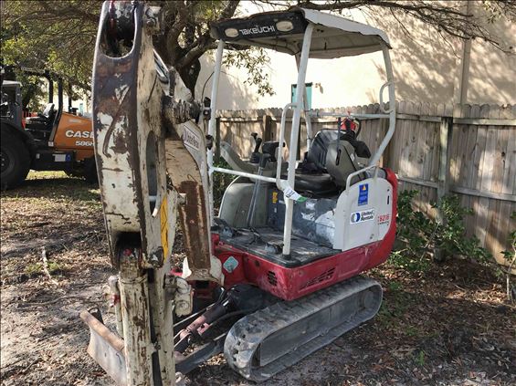 2014 Takeuchi TB216 Mini-Excavator