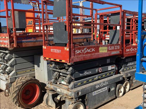 2015 Skyjack SJIII3219 Scissor Lift