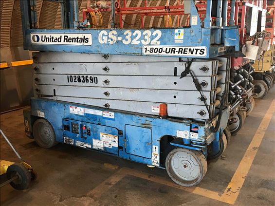 2014 Genie GS-3232 Scissor Lift