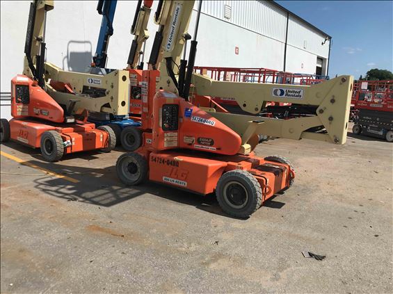 2012 JLG E400A Boom Lift