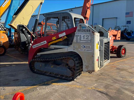 2016 Takeuchi TL12CR