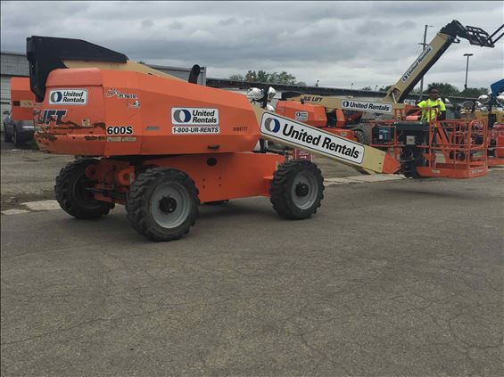 2013 JLG 600S Boom Lift