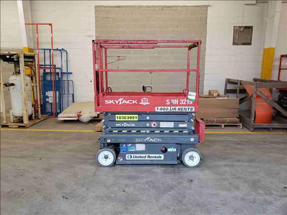 2015 Skyjack SJIII3219 Scissor Lift