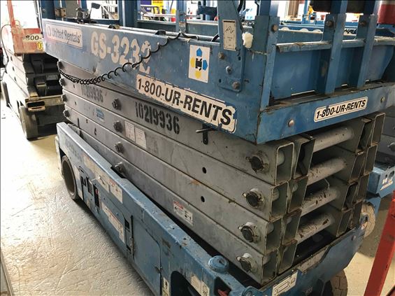 2014 Genie GS-3232 Scissor Lift