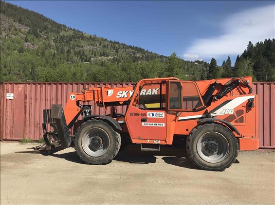 2013 SKYTRAK 10054 Rough Terrain Forklift