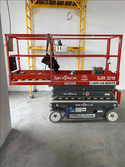 2015 Skyjack SJIII3219 Scissor Lift