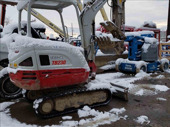 2015 Takeuchi TB230 Mini-Excavator