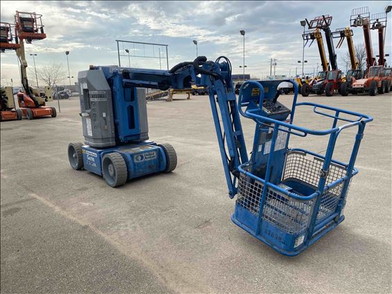 2013 Genie Z-30/20N RJ Boom Lift