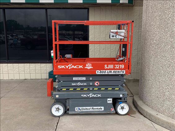 2015 Skyjack SJIII3219 Scissor Lift