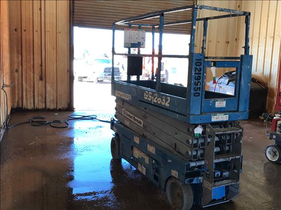 2014 Genie GS-2632 Scissor Lift