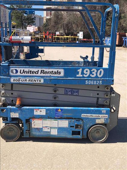 2014 Genie GS-1930 Scissor Lift