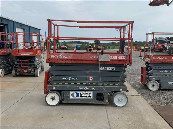 2015 Skyjack SJIII4632 Scissor Lift