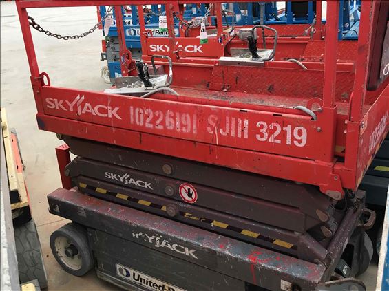 2014 Skyjack SJIII3219 Scissor Lift