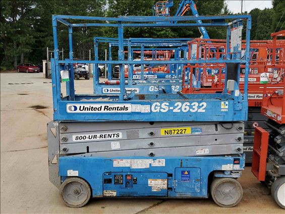 2014 Genie GS-2632 Scissor Lift