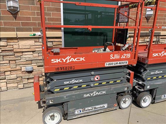 2015 Skyjack SJIII3219 Scissor Lift